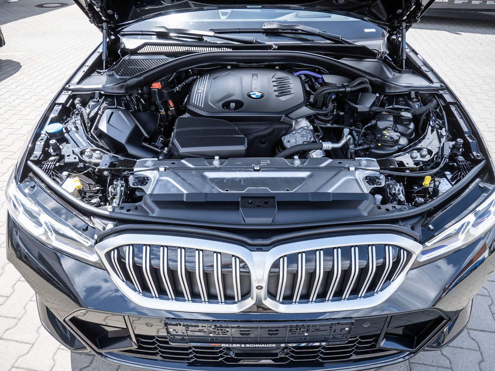 BMW 320d M-Sport – Produktfoto 24