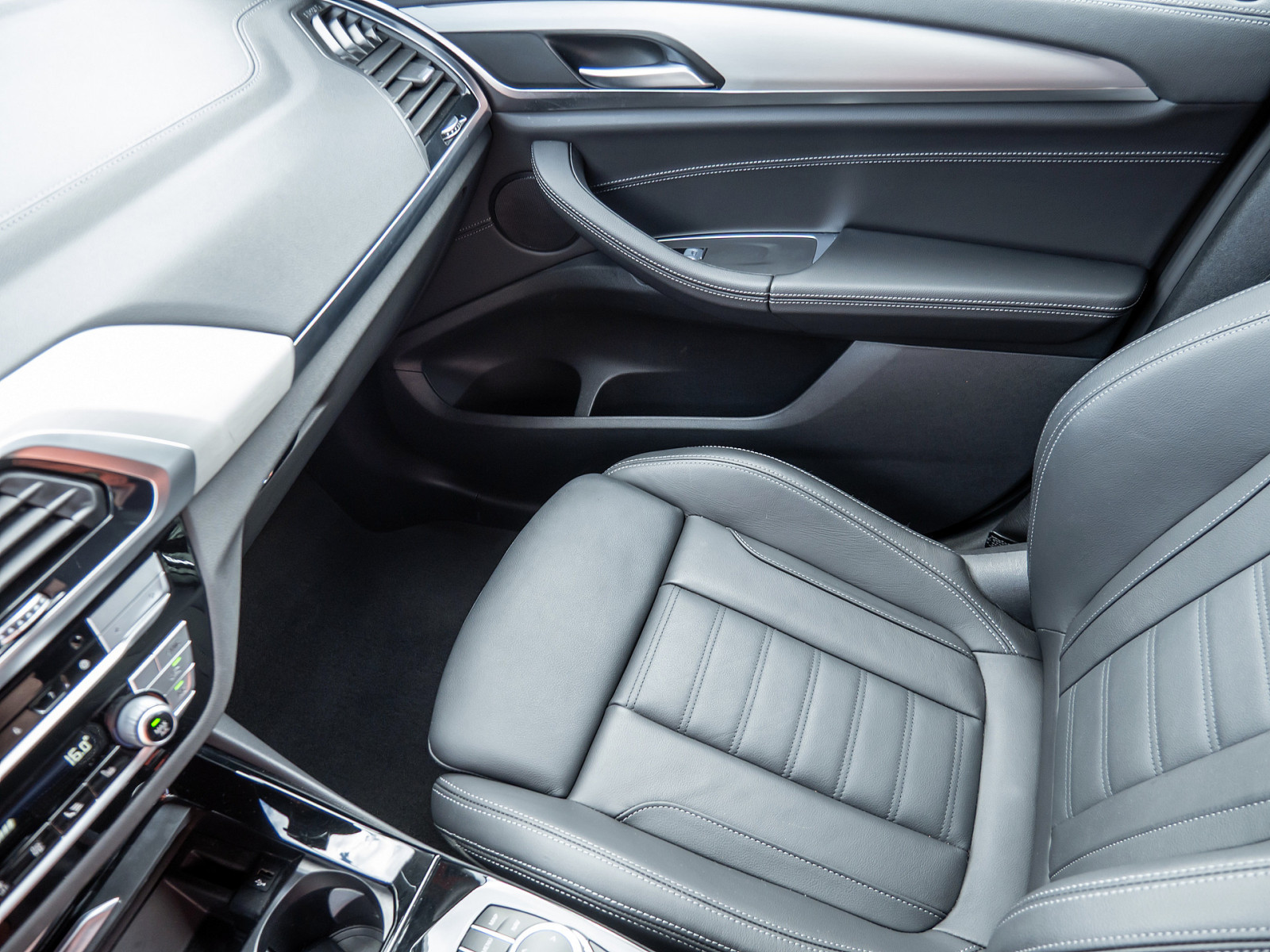 BMW X3 xDrive 30d Luxury Line – Produktfoto 16