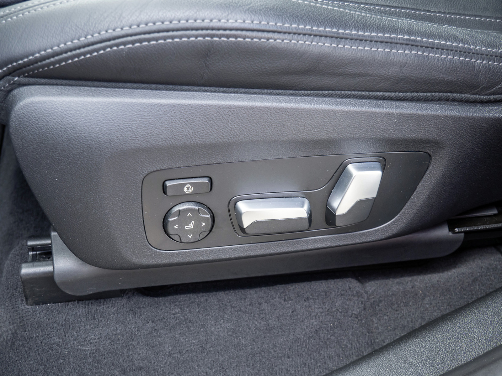 BMW X3 xDrive 30d Luxury Line – Produktfoto 21