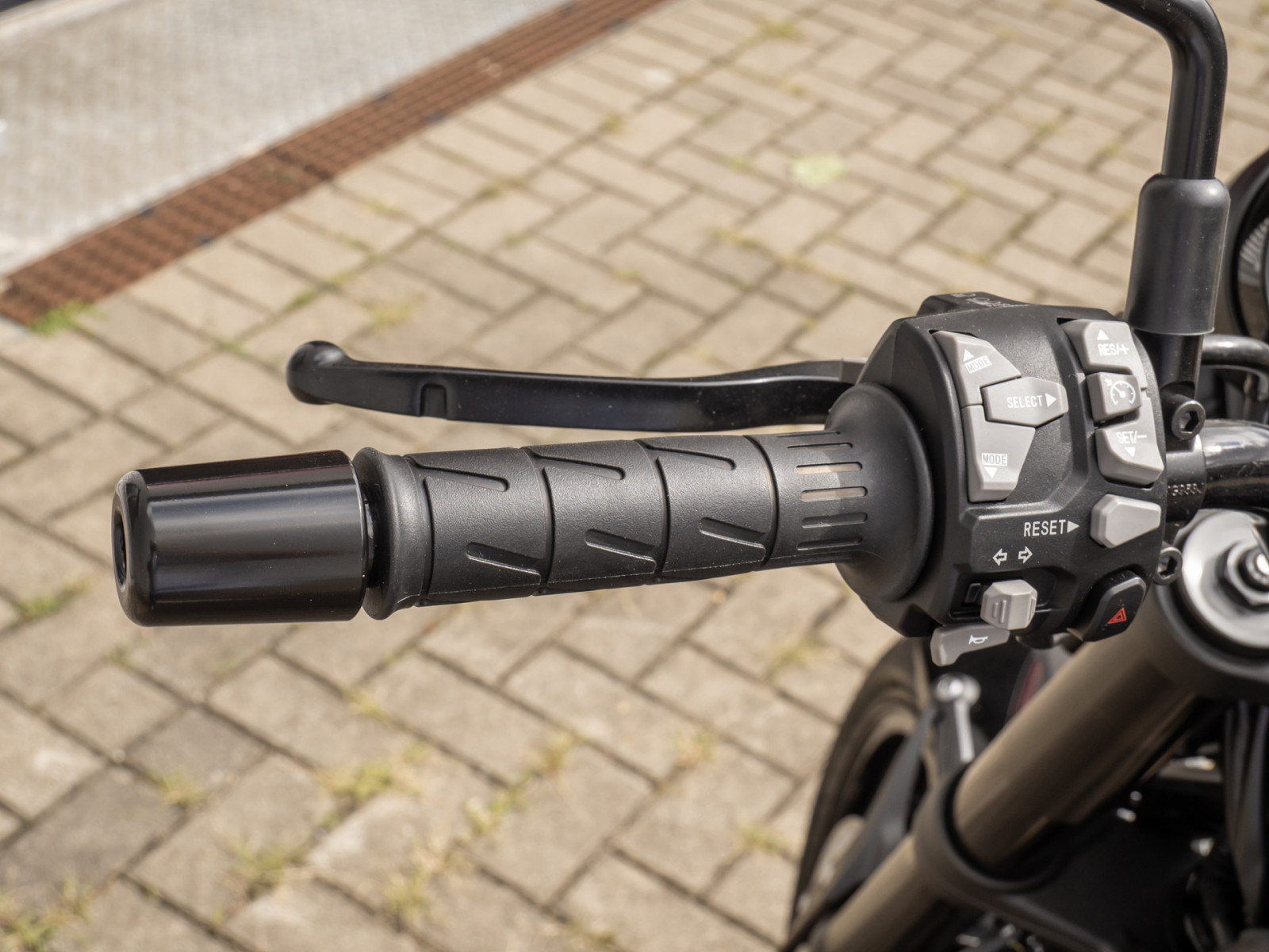 Kawasaki Z 900 RS BBE – Produktfoto 9