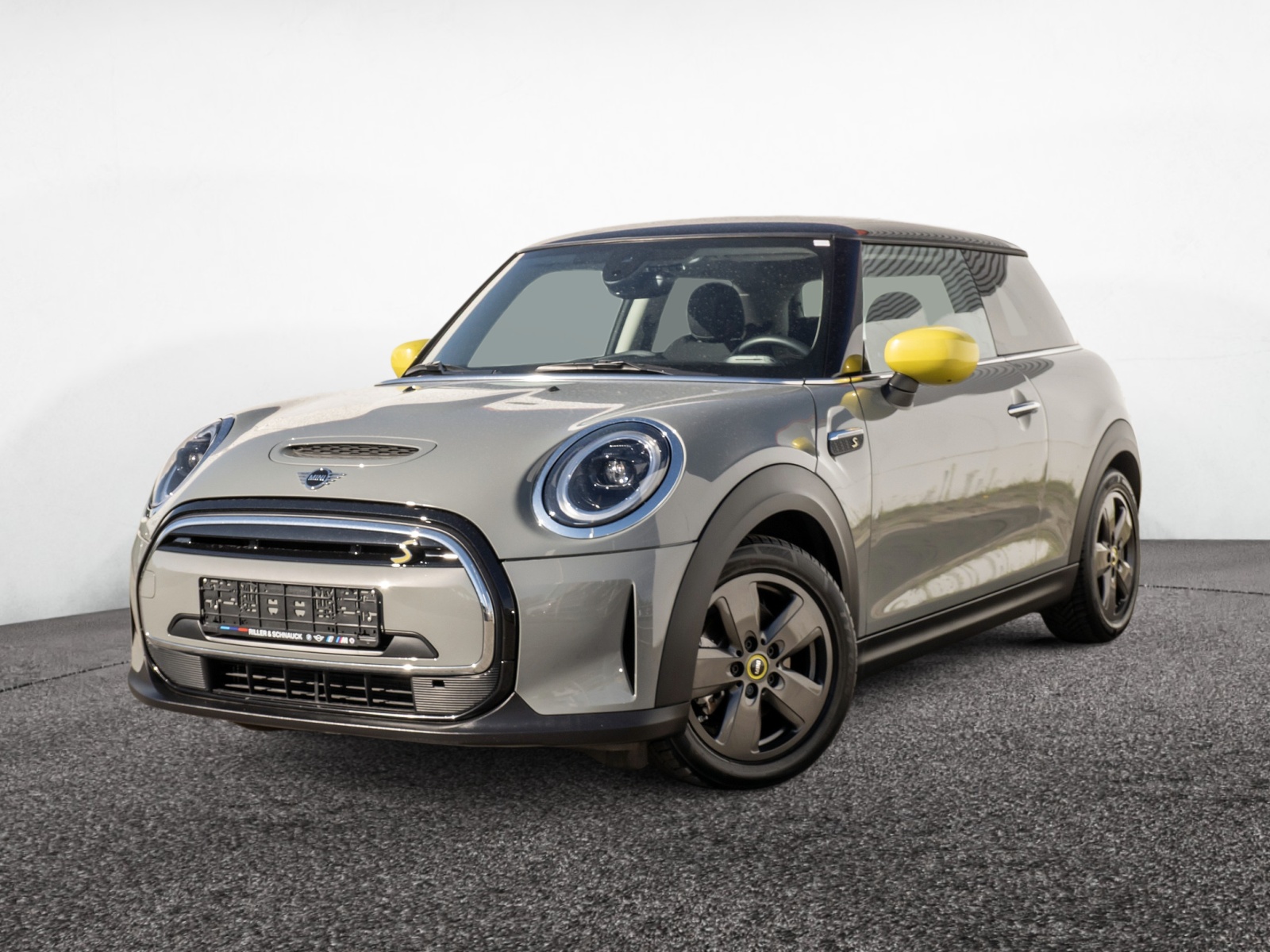 MINI Cooper SE Essential Trim – Produktfoto 1
