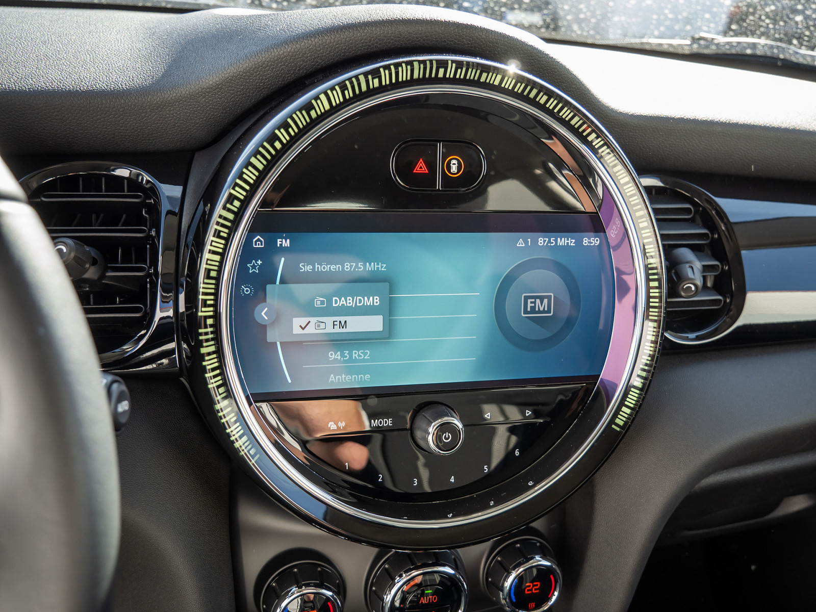 MINI Cooper SE Essential Trim – Produktfoto 12