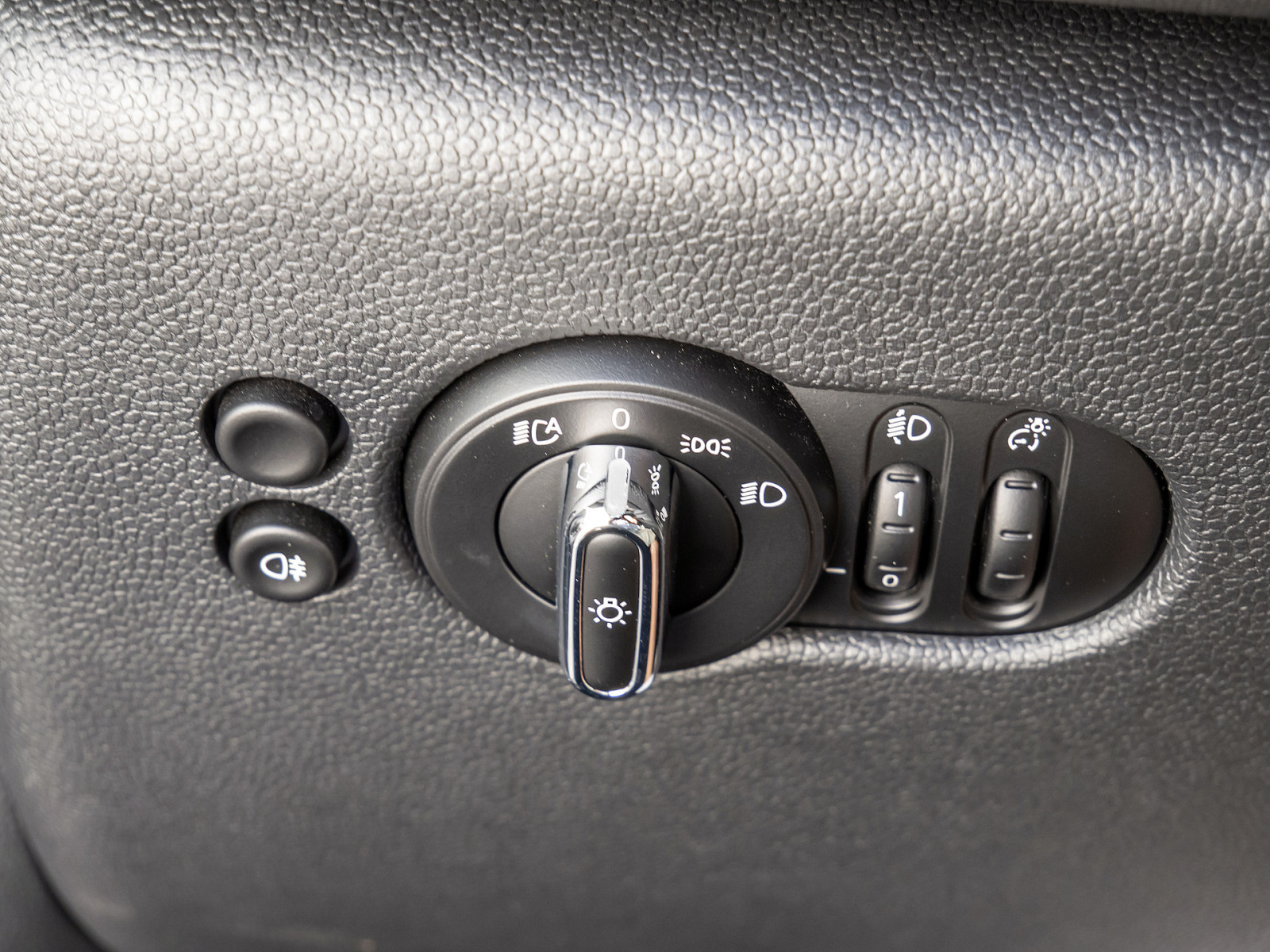 MINI Cooper SE Essential Trim – Produktfoto 18