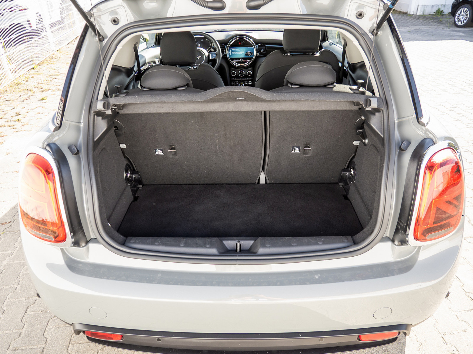 MINI Cooper SE Essential Trim – Produktfoto 20