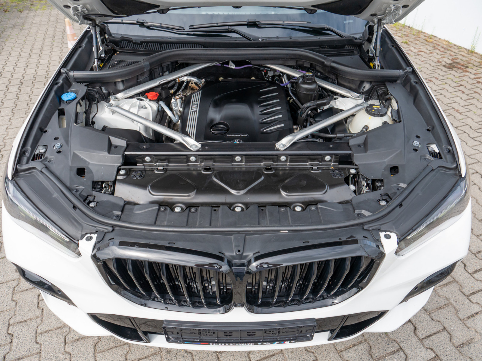 BMW X5 xDrive 30d M-Sport – Produktfoto 24