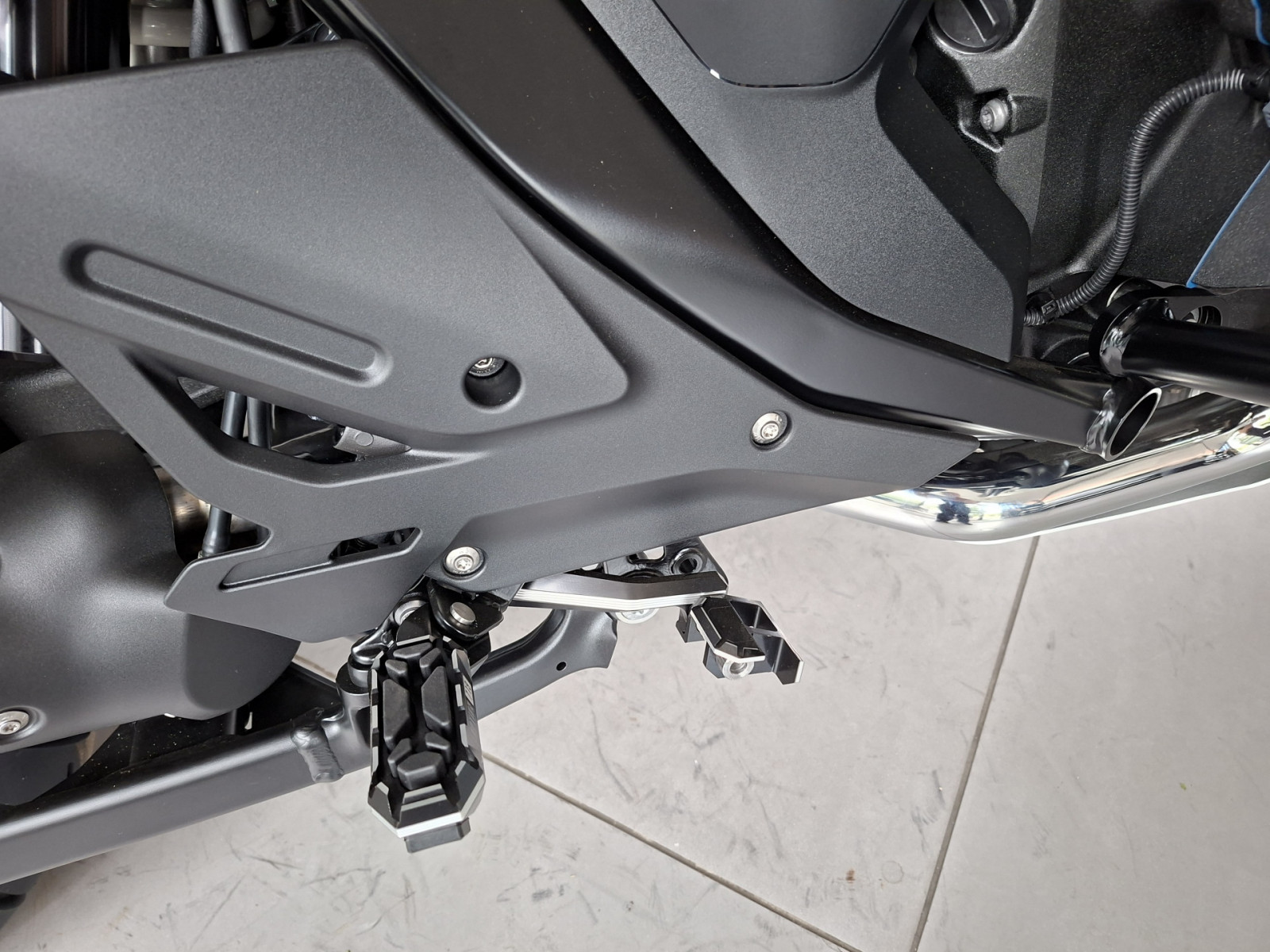 BMW R 1300 GS ADVENTURE – Produktfoto 3
