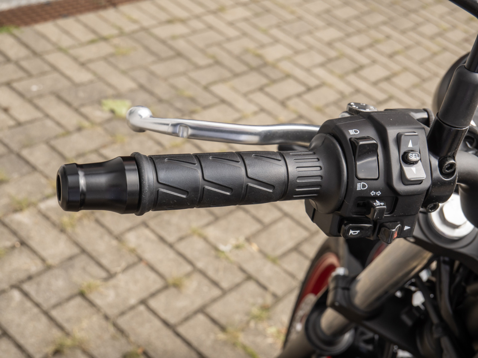 Kawasaki Z 650 RS – Produktfoto 10