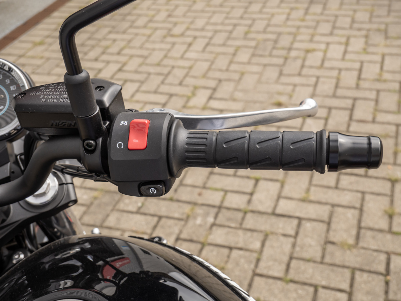 Kawasaki Z 650 RS – Produktfoto 11
