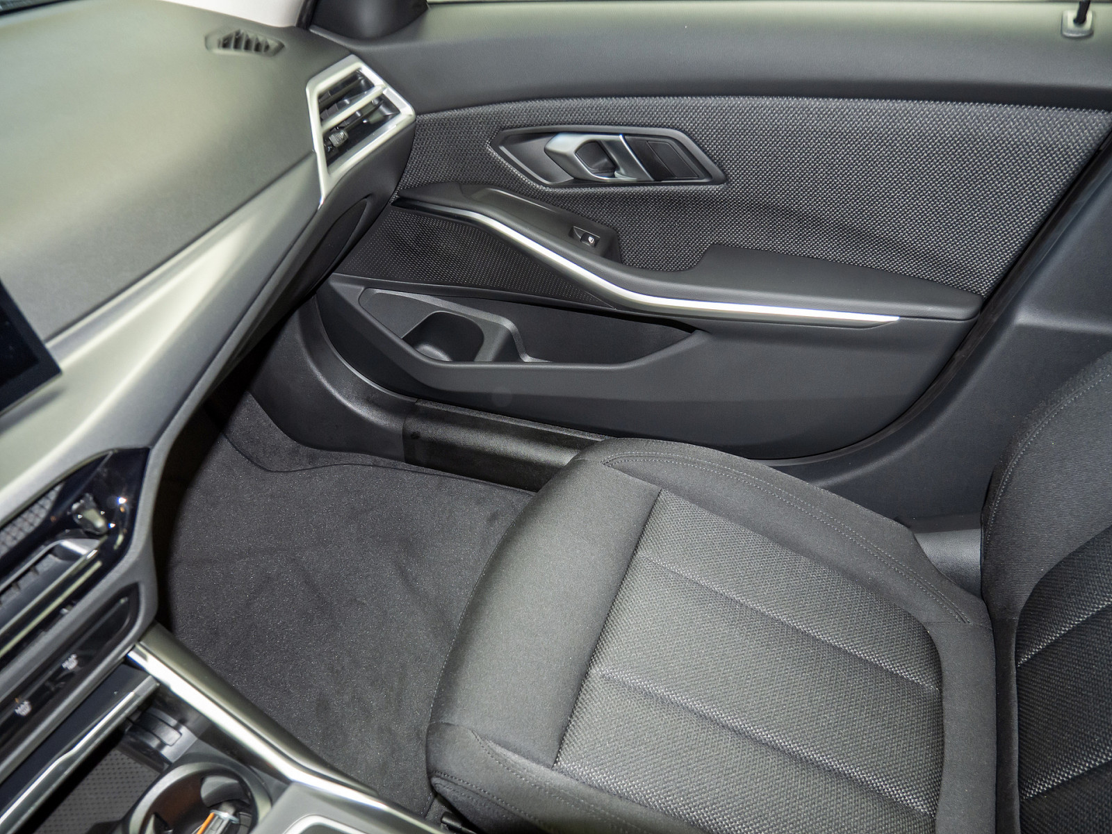 BMW 318i Touring – Produktfoto 14