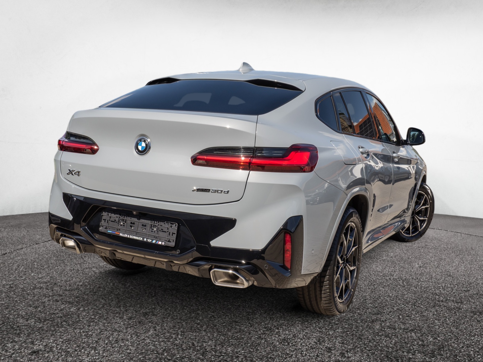 BMW X4 xDrive 30d M-Sport – Produktfoto 3