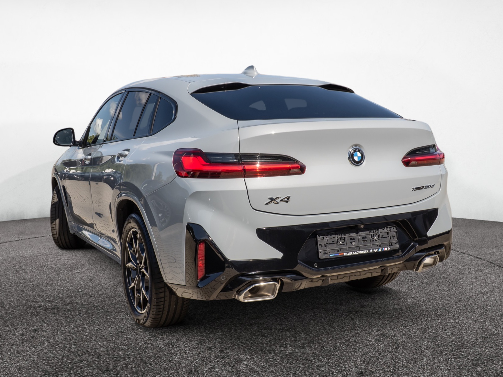 BMW X4 xDrive 30d M-Sport – Produktfoto 4