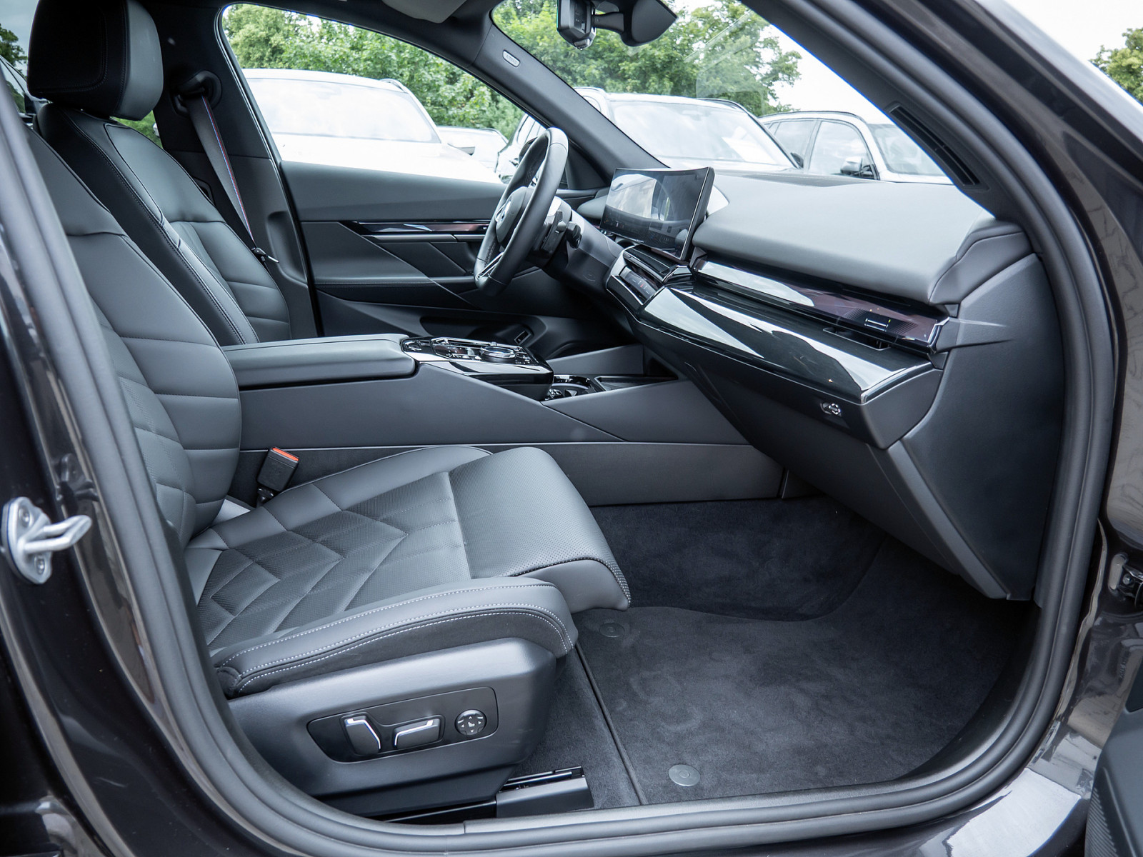 BMW 530e Touring M-Sport Pro – Produktfoto 6