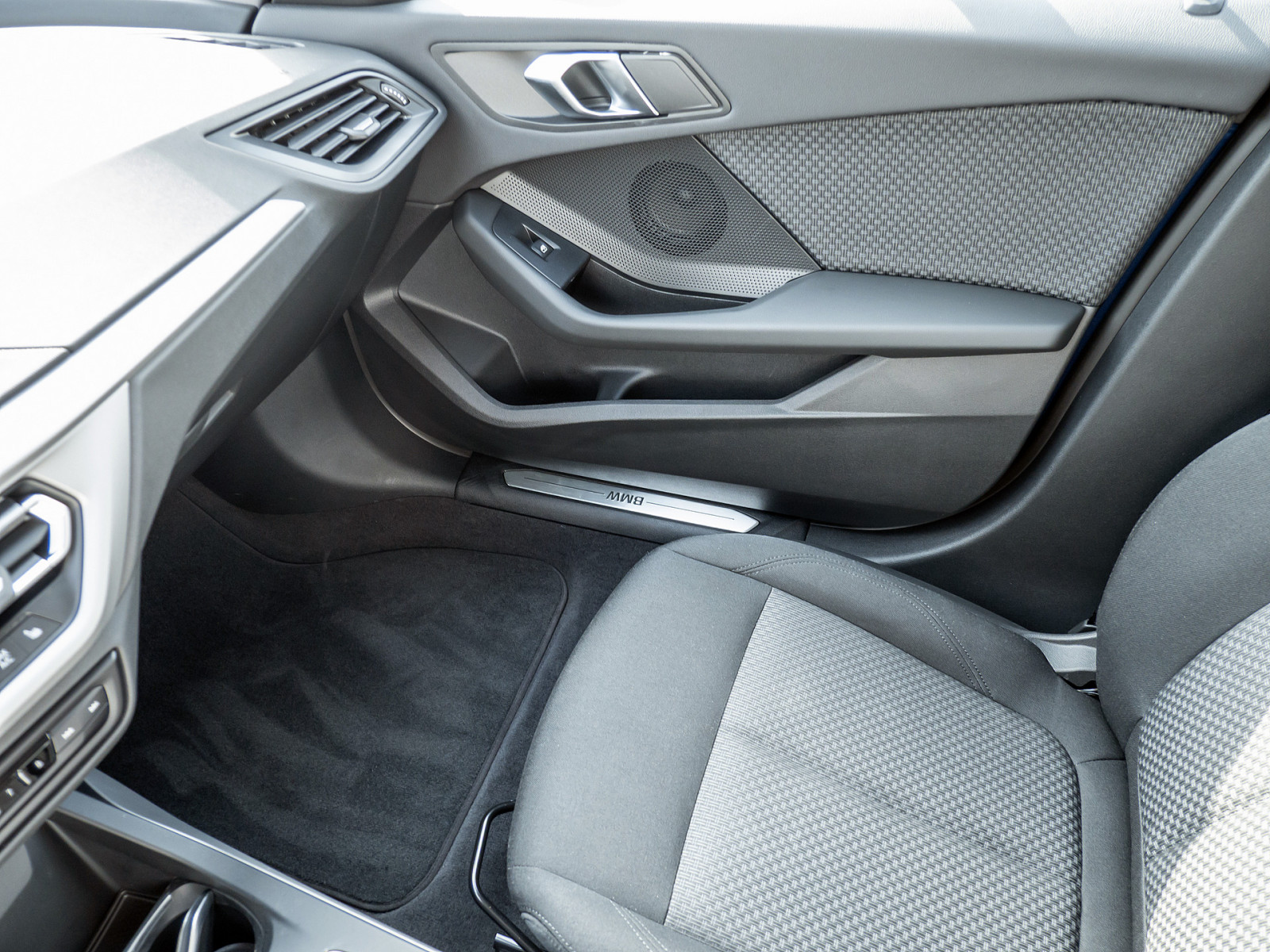 BMW 116i Advantage – Produktfoto 16