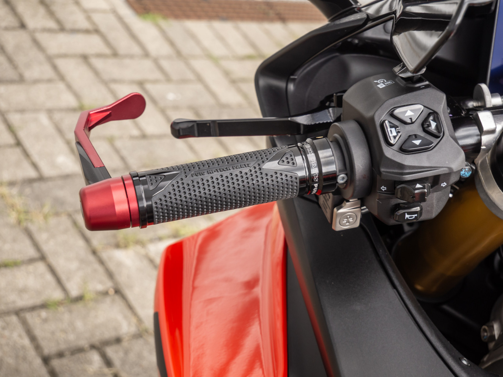 APRILIA RSV4 1100 Factory – Produktfoto 10