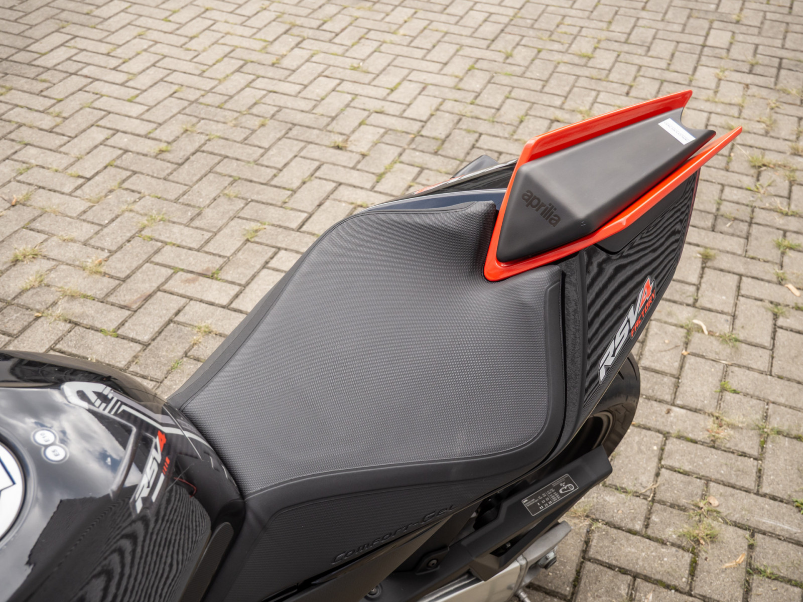 APRILIA RSV4 1100 Factory – Produktfoto 8