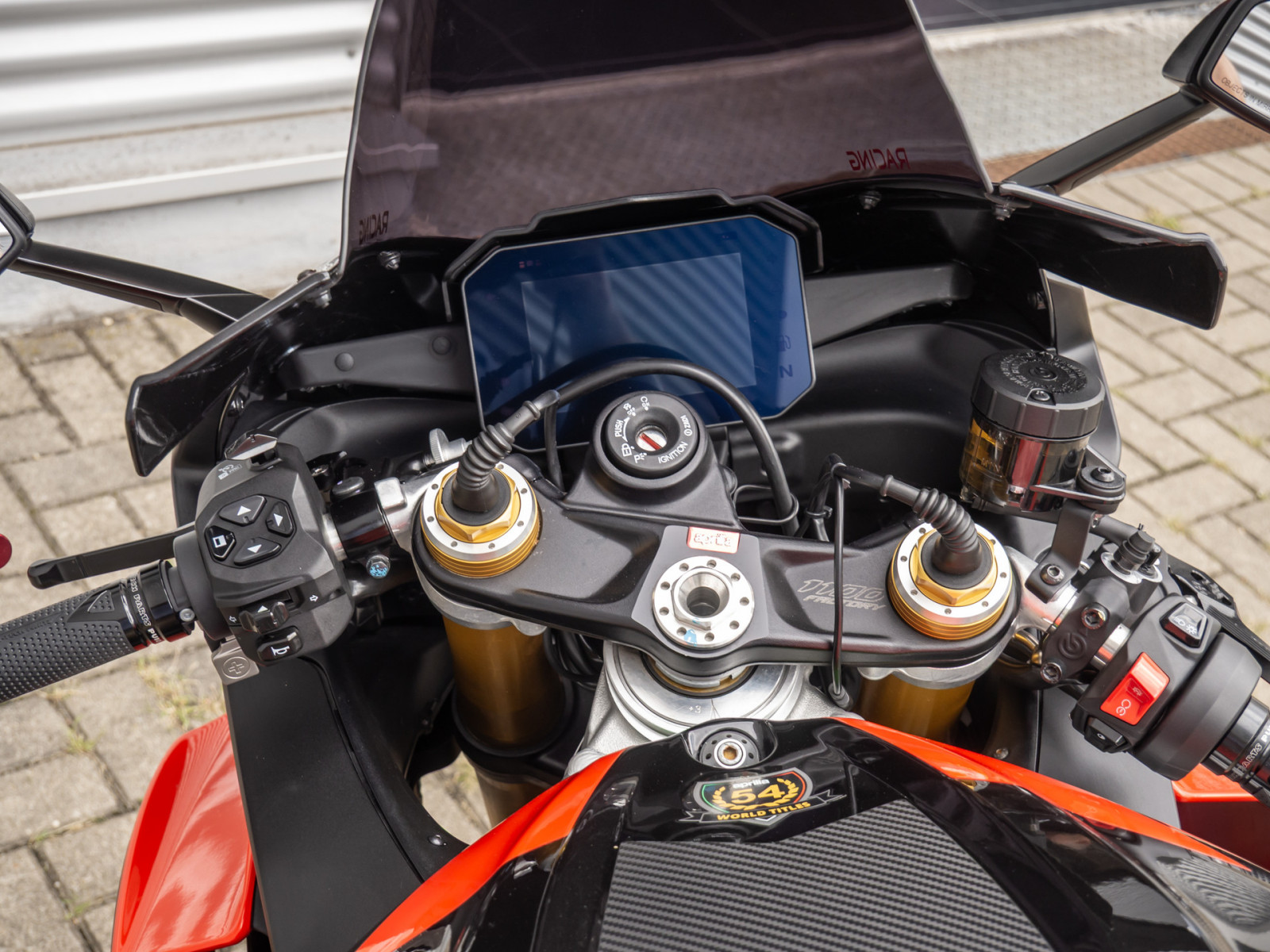APRILIA RSV4 1100 Factory – Produktfoto 9