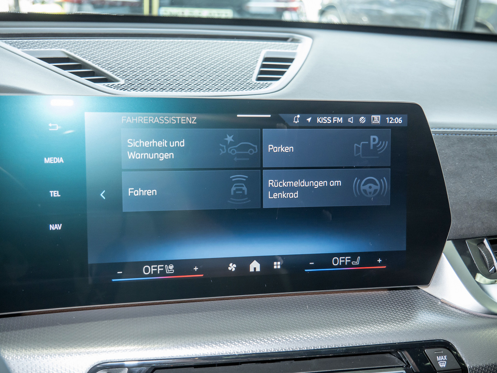 BMW X1 xDrive 23i M-Sport Pro – Produktfoto 11
