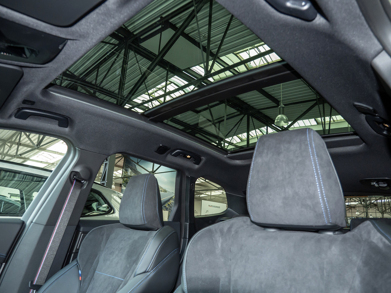BMW X1 xDrive 23i M-Sport Pro – Produktfoto 21