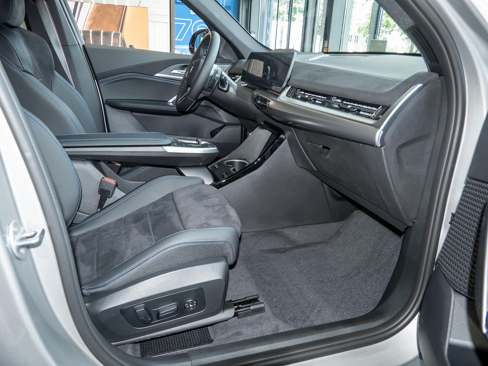BMW X1 xDrive 23i M-Sport Pro – Produktfoto 6