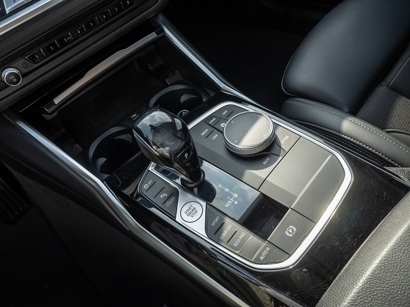 BMW 330i Touring Sport Line – Produktfoto 15