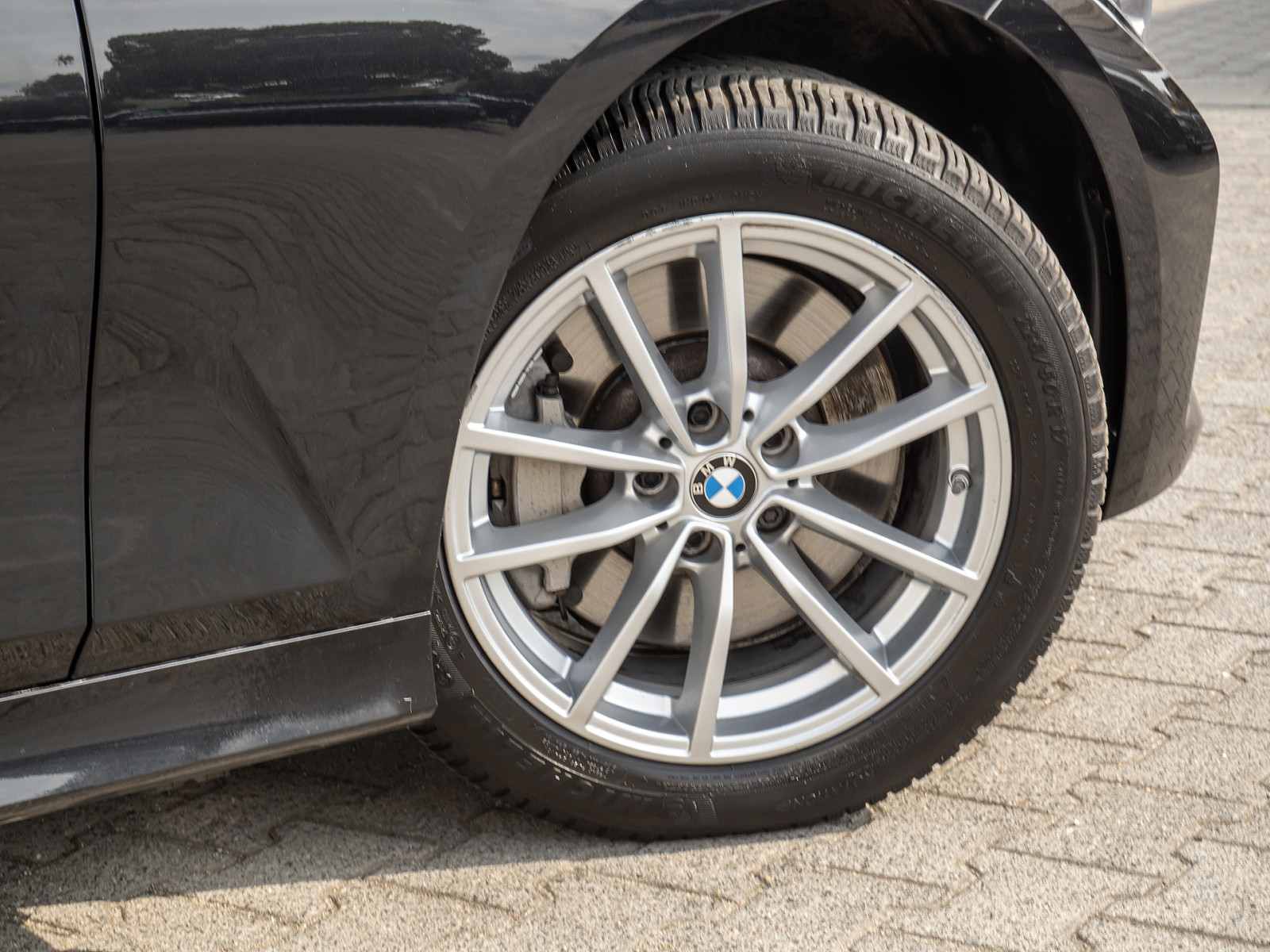 BMW 330i Touring Sport Line – Produktfoto 5