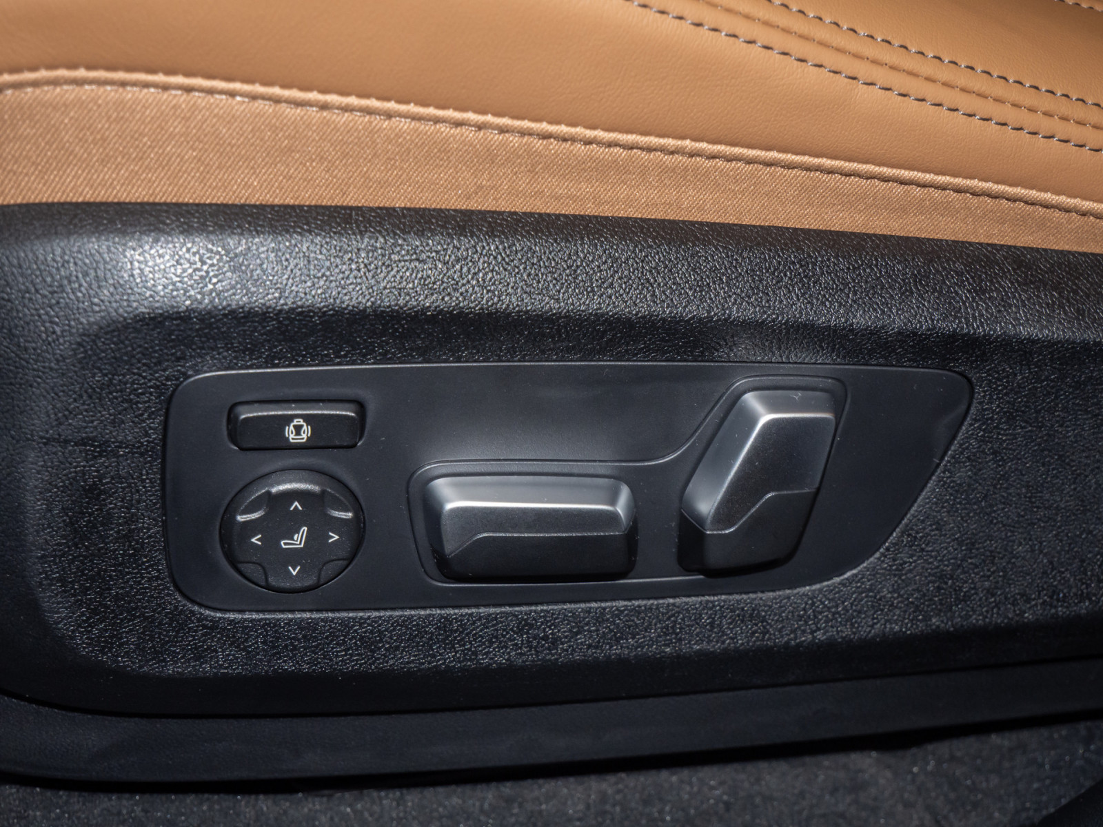 BMW X5 xDrive 30d M-Sport – Produktfoto 12