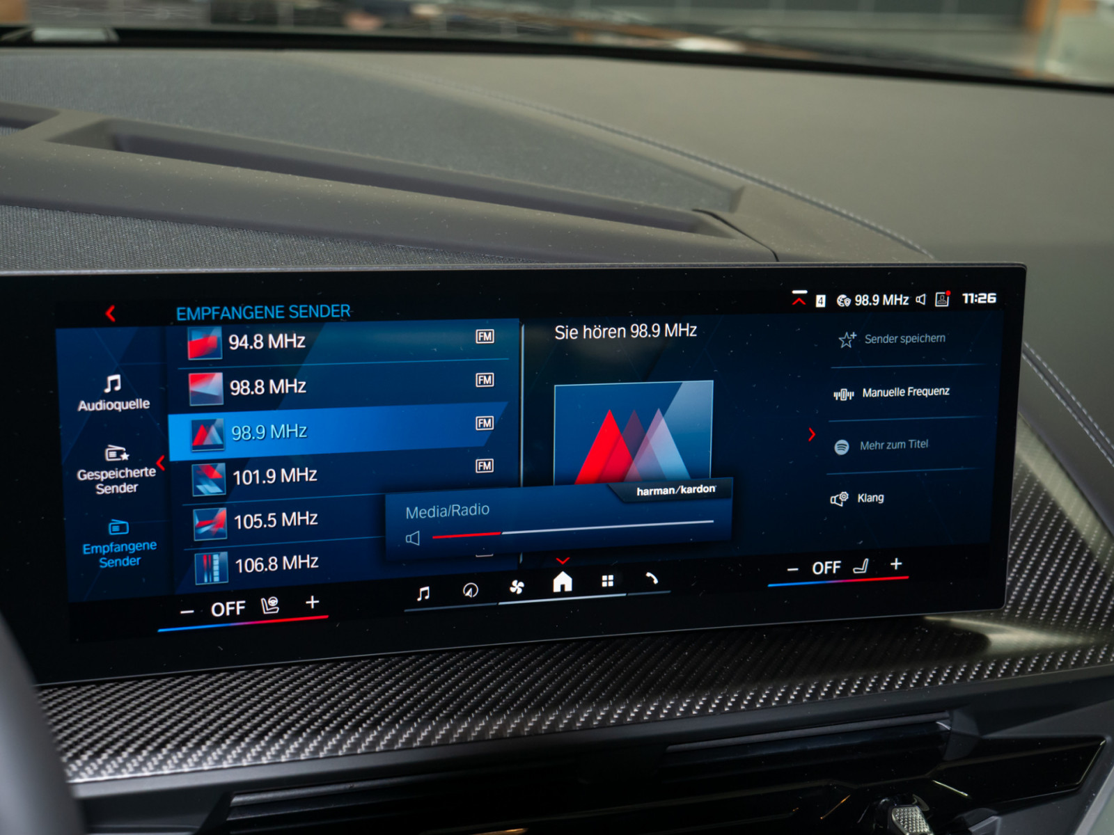 BMW XM 50e – Produktfoto 11