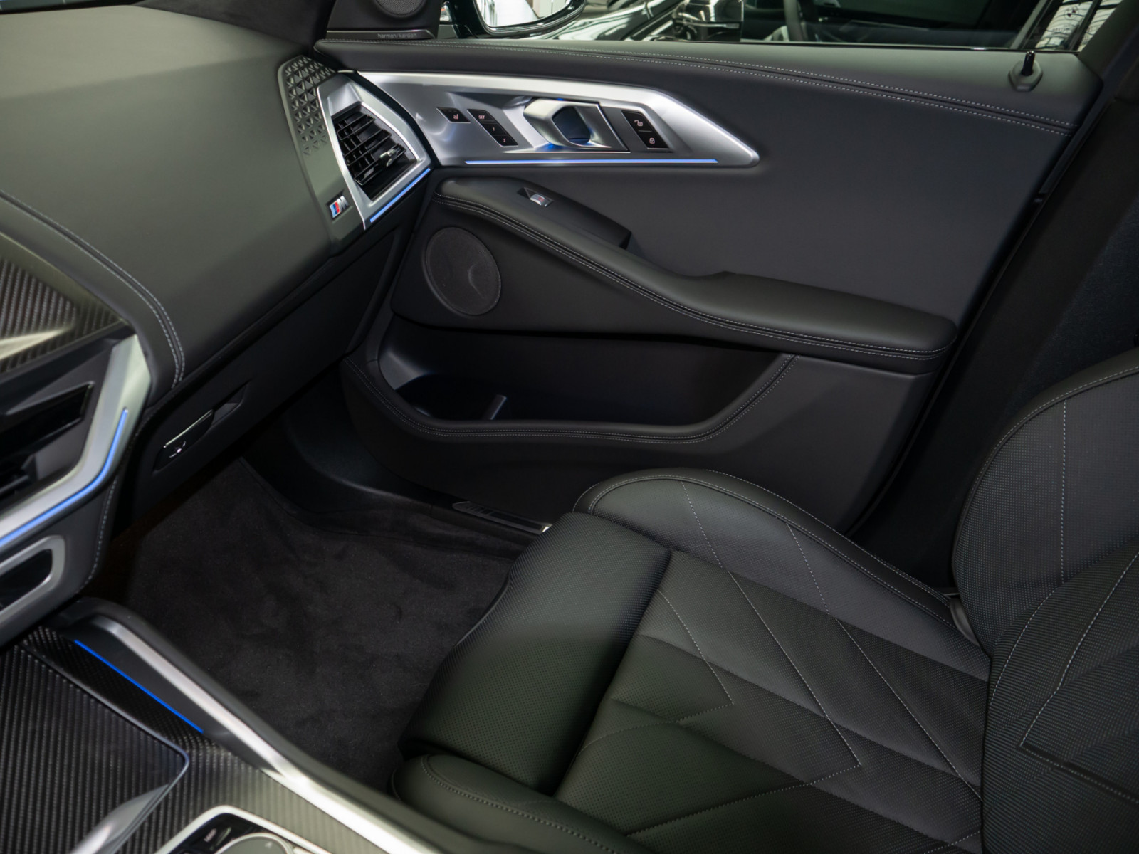 BMW XM 50e – Produktfoto 16