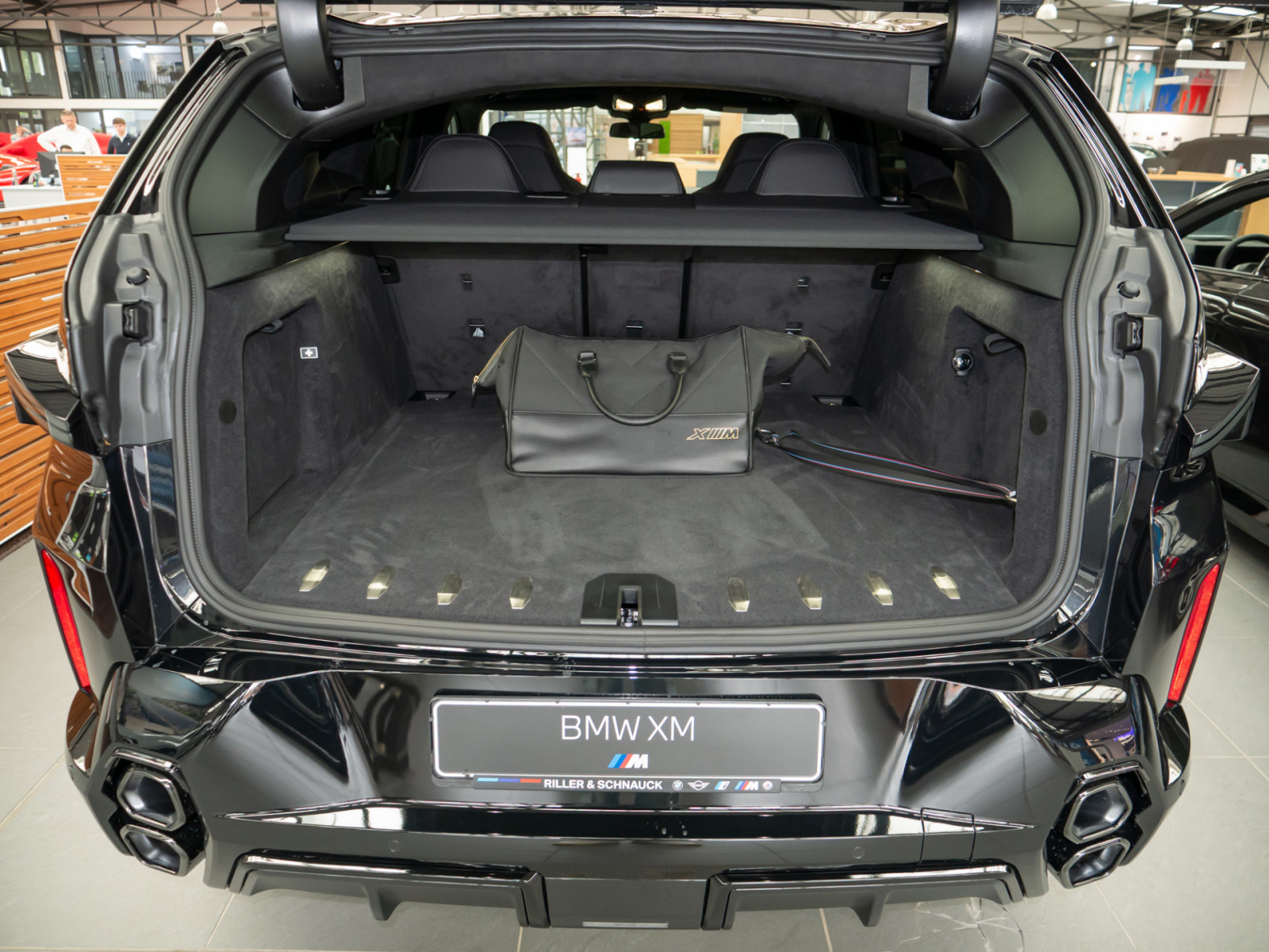 BMW XM 50e – Produktfoto 25
