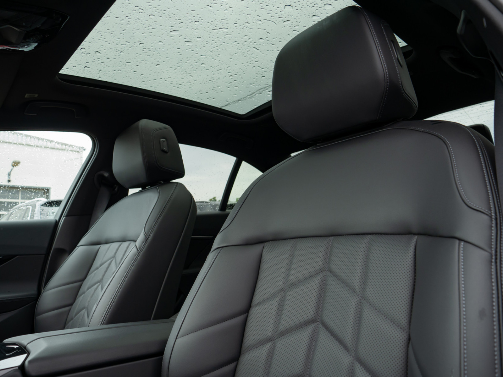 BMW 540d xDrive M-Sport – Produktfoto 19