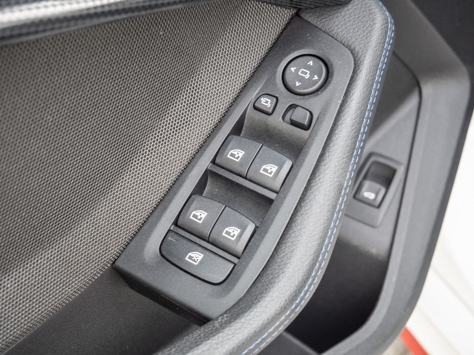BMW 128 ti – Produktfoto 21