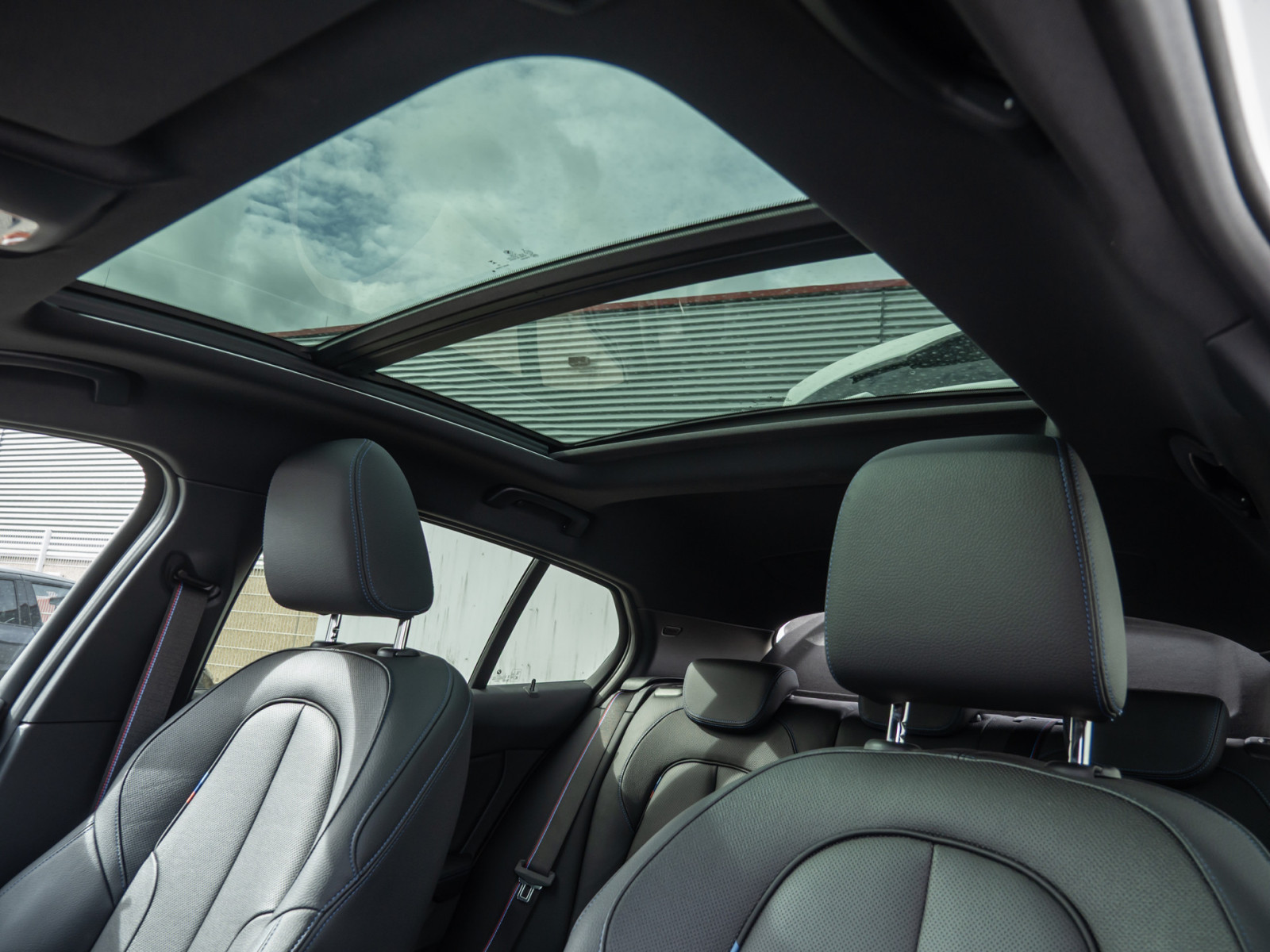 BMW 128 ti – Produktfoto 23