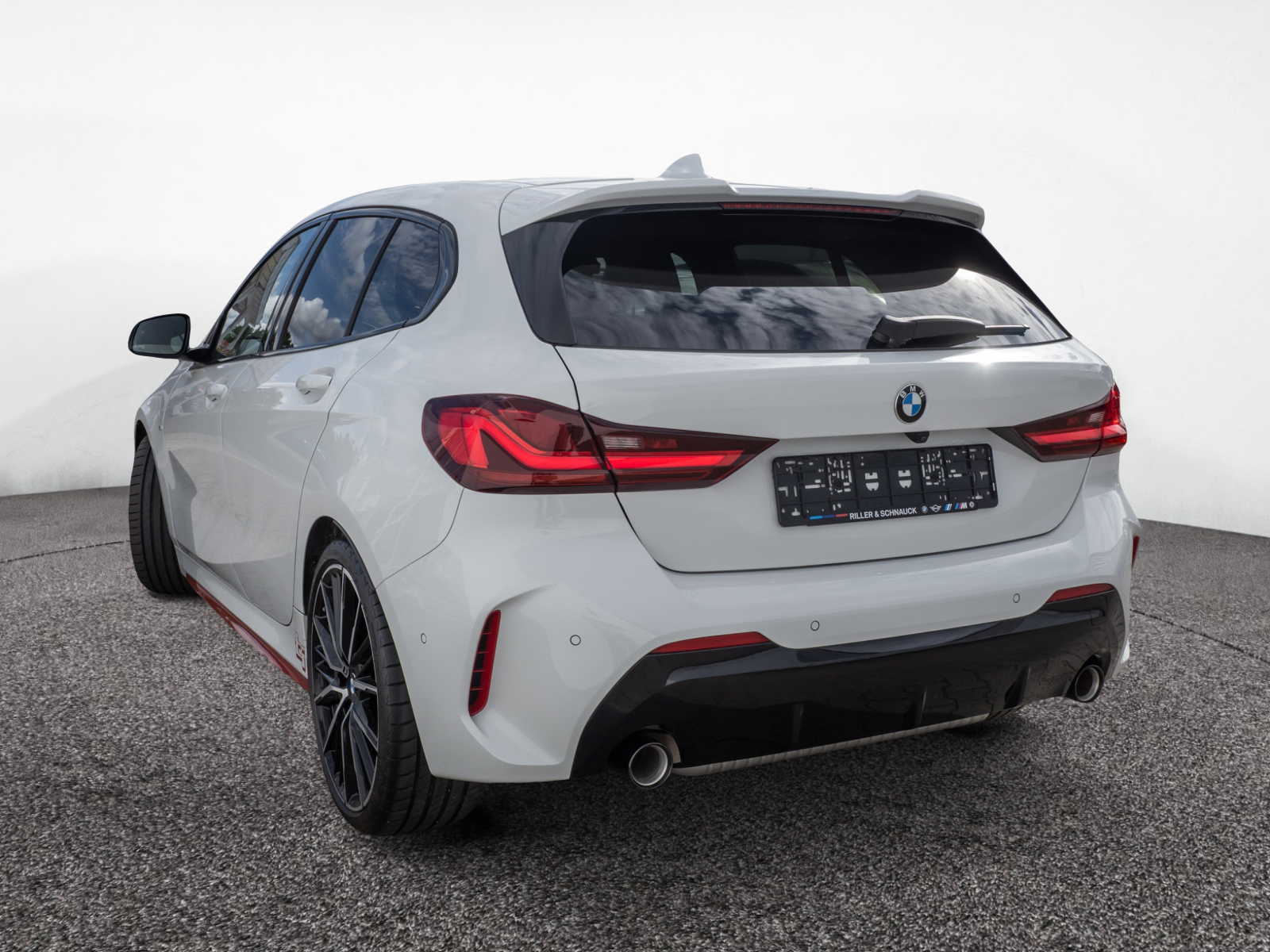 BMW 128 ti – Produktfoto 4
