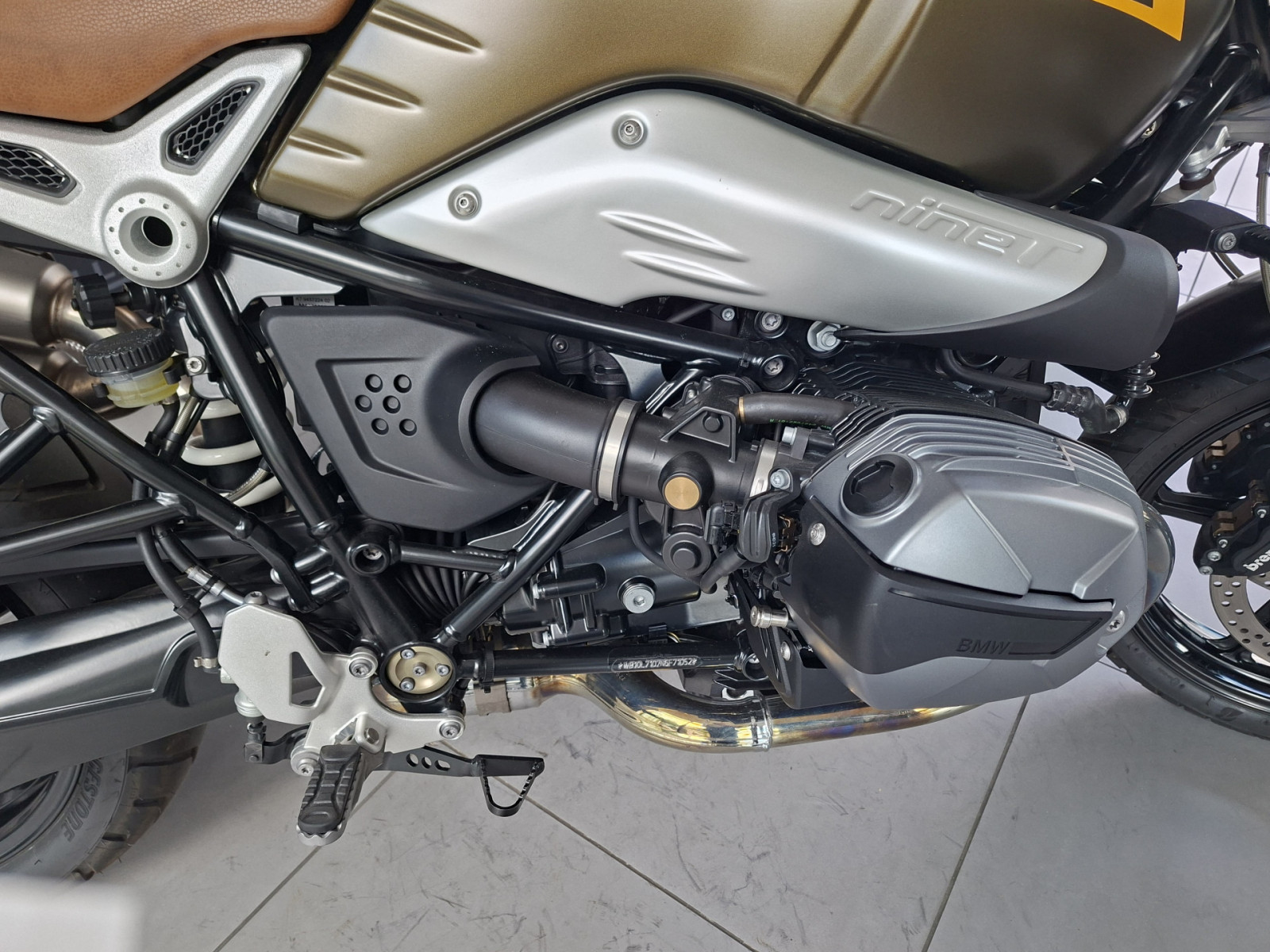 BMW R NINET SCRAMBLER – Produktfoto 3