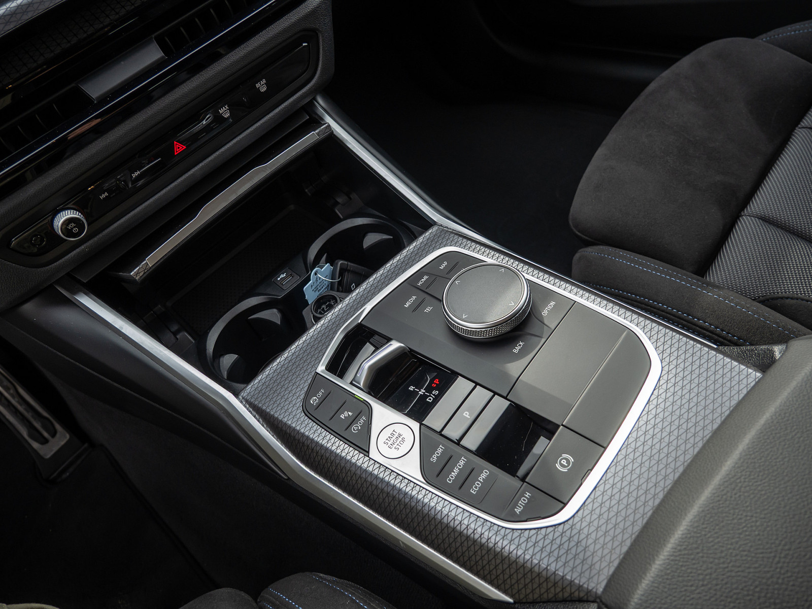 BMW 330i Touring xDrive M-Sport – Produktfoto 6