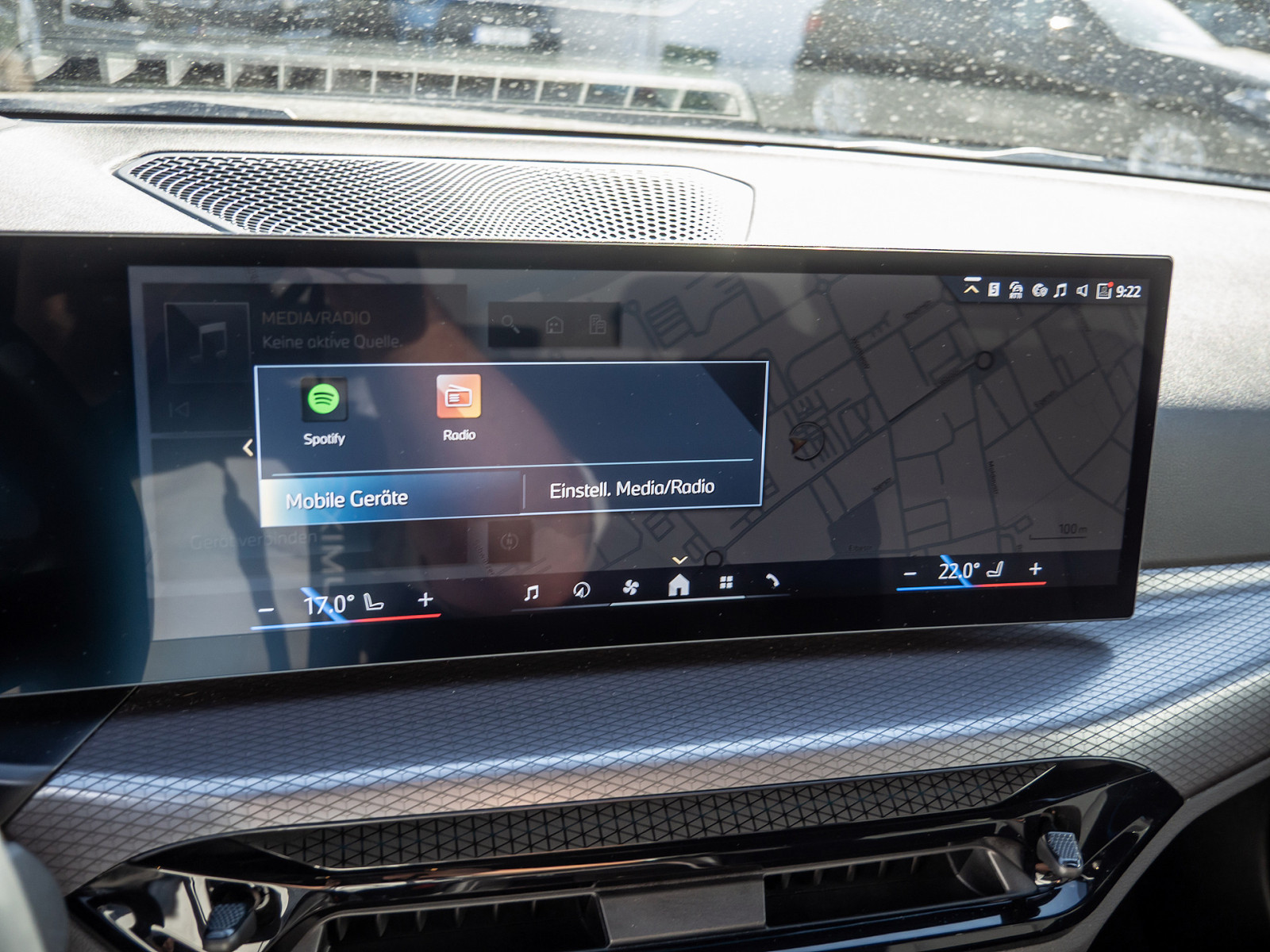BMW 330e xDrive M-Sport – Produktfoto 12