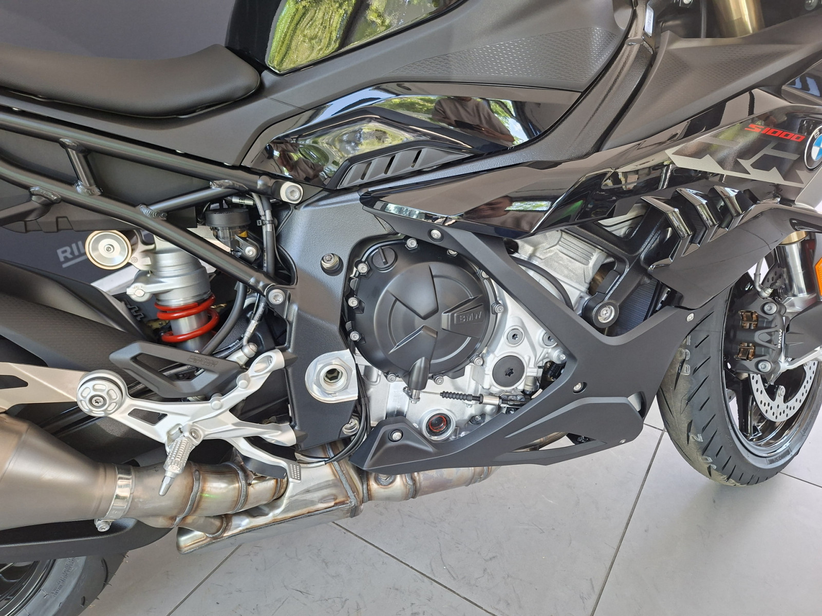 BMW S 1000 RR – Produktfoto 3