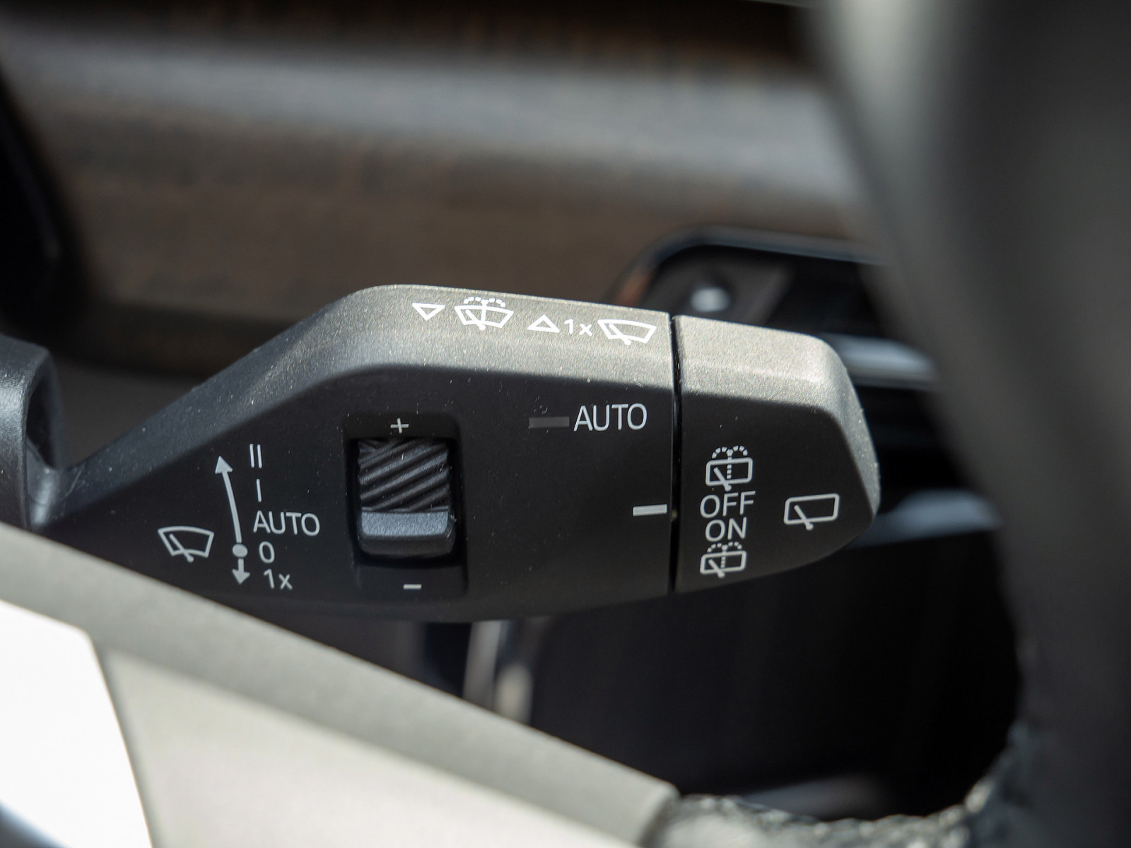 BMW 220i Active Tourer Luxury Line – Produktfoto 17