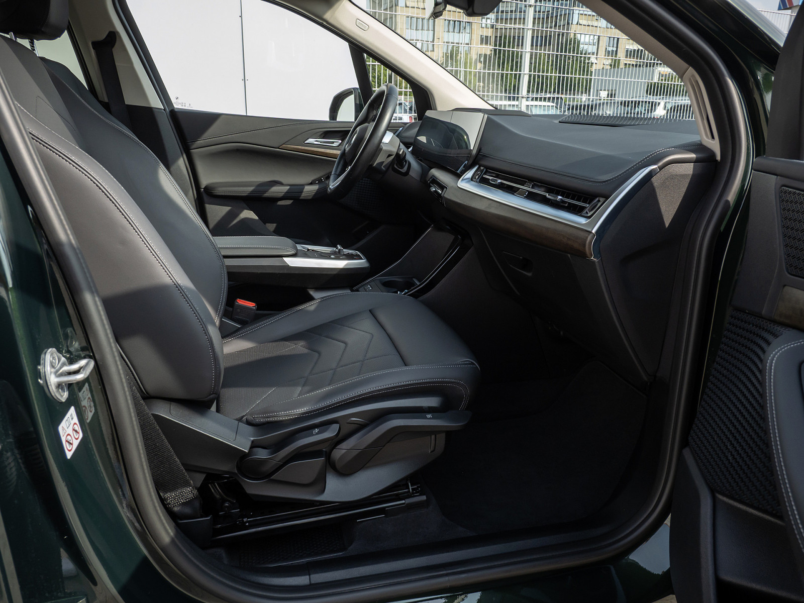BMW 220i Active Tourer Luxury Line – Produktfoto 6
