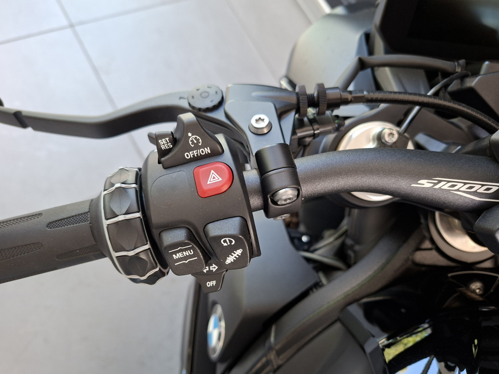 BMW S 1000 R – Produktfoto 11