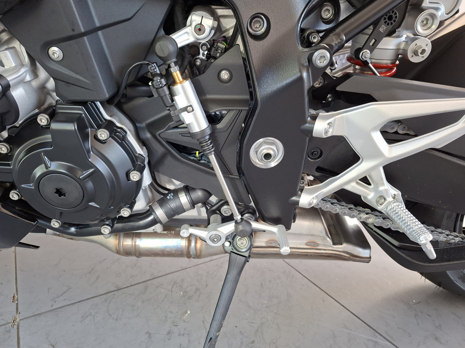 BMW S 1000 R – Produktfoto 7
