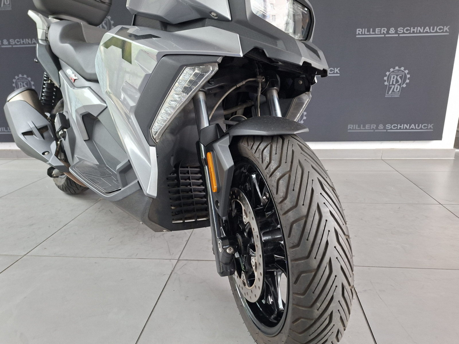 BMW C 400 X – Produktfoto 2