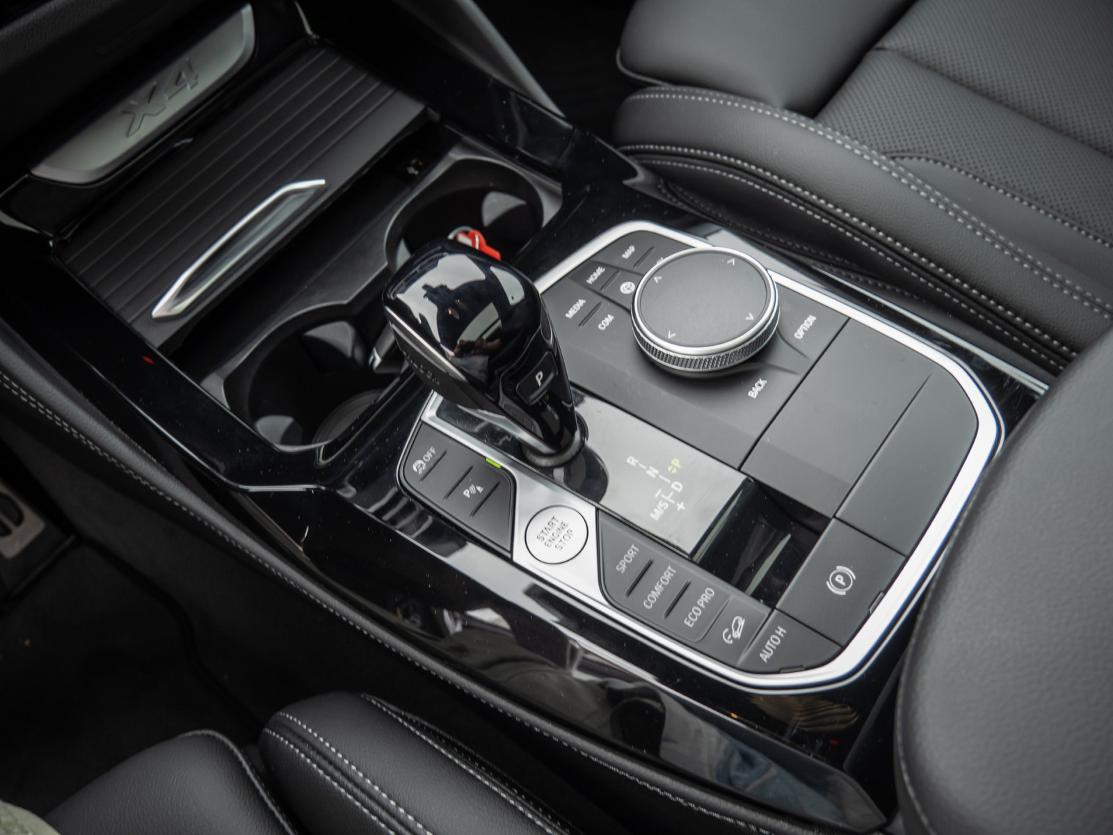 BMW X4 xDrive30i M-Sport – Produktfoto 15