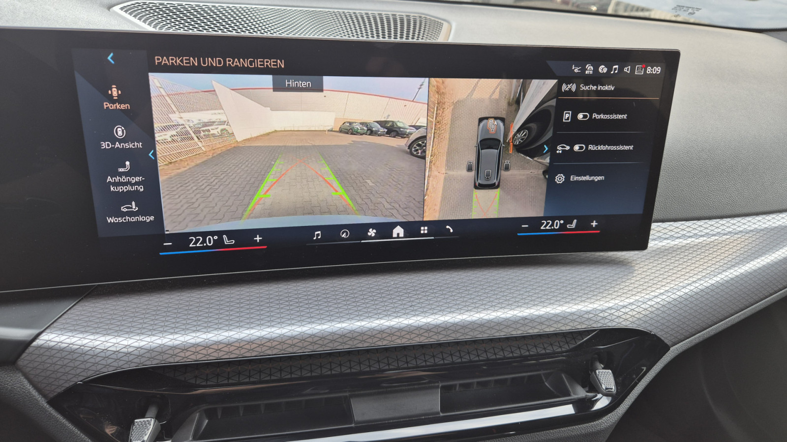 BMW 320i Touring M-Sport – Produktfoto 9
