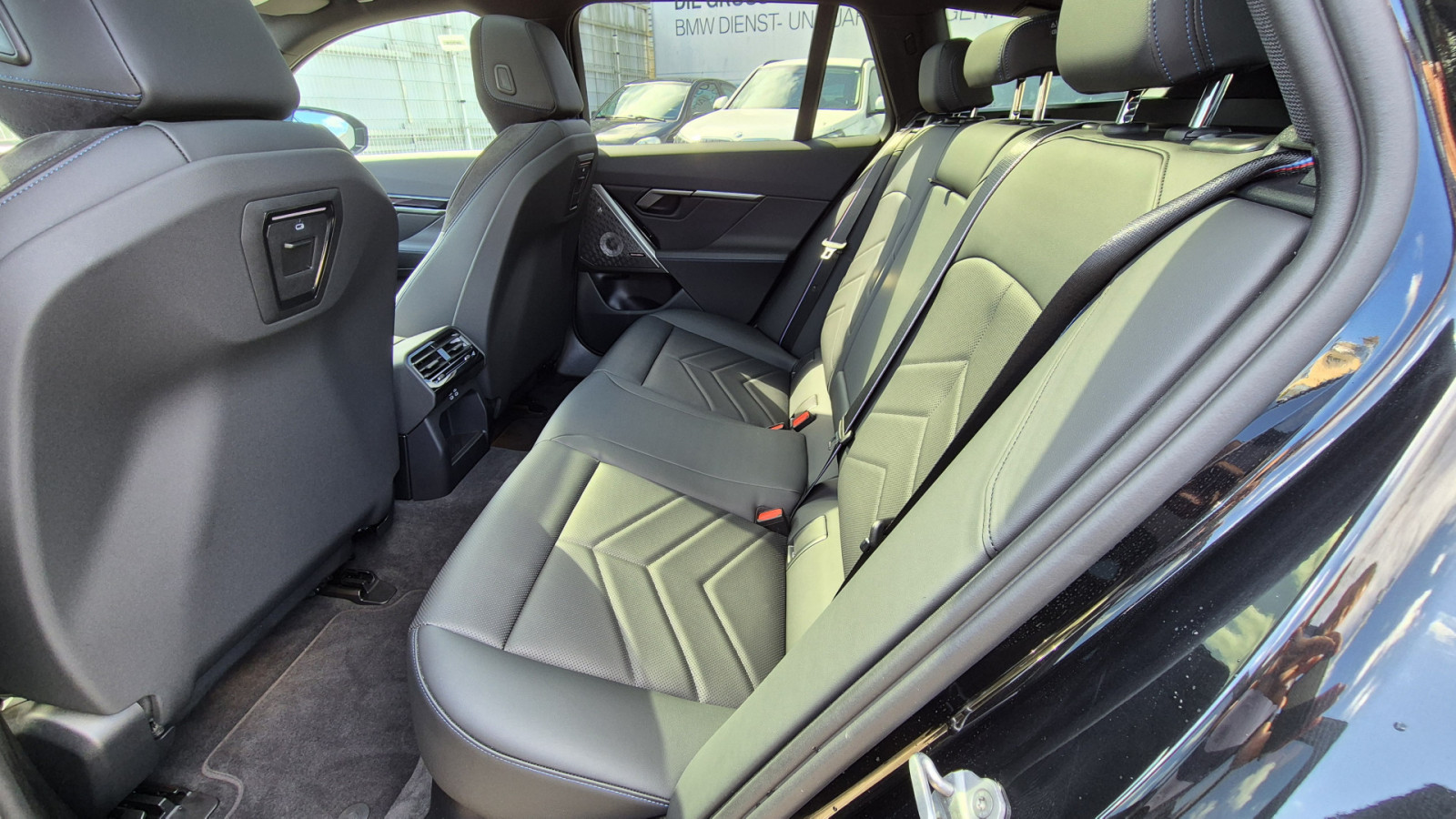 BMW 520d Touring xDrive M Sport Pro – Produktfoto 11