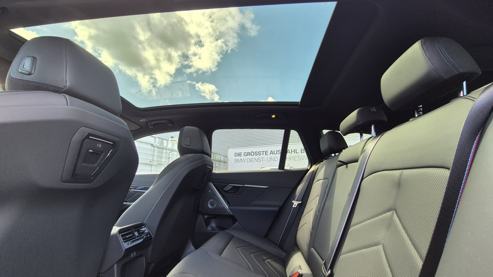 BMW 520d Touring xDrive M Sport Pro – Produktfoto 12