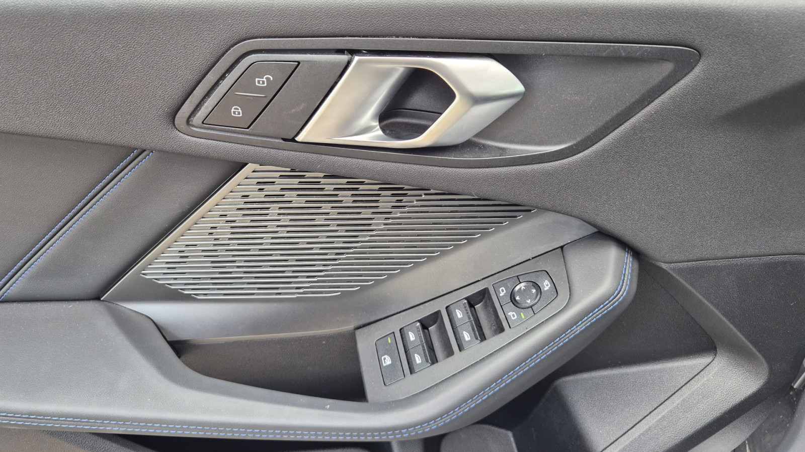 BMW 120i M-Sport – Produktfoto 10
