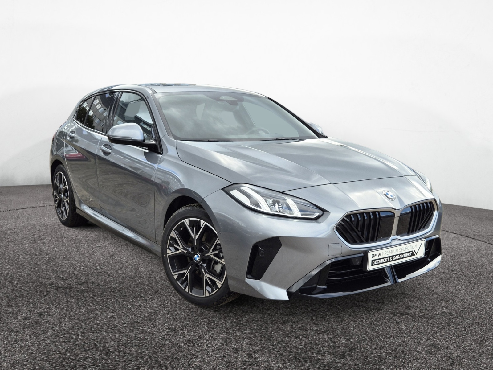 BMW 120i M-Sport – Produktfoto 2