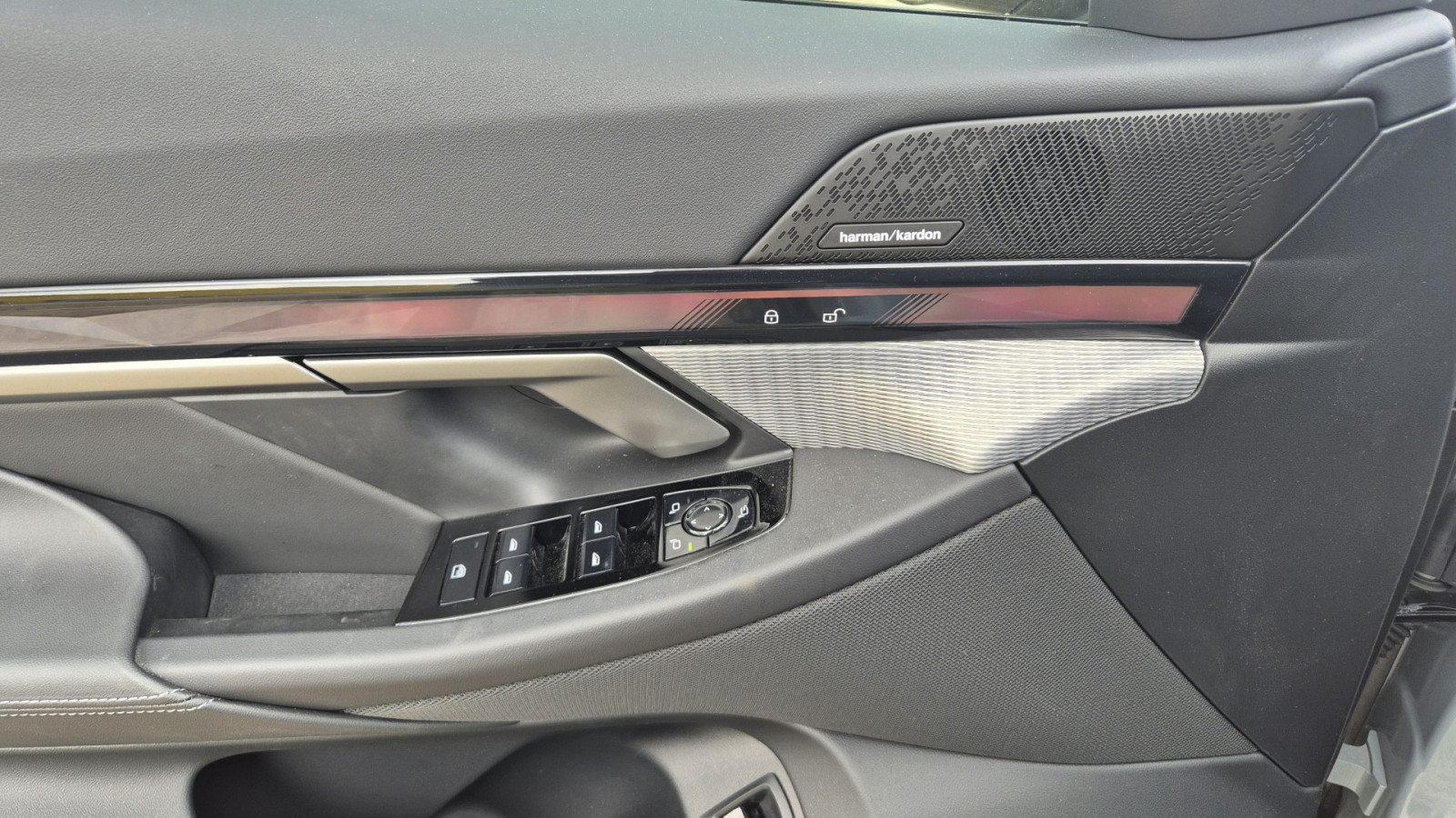 BMW 520i Touring M-Sport – Produktfoto 10