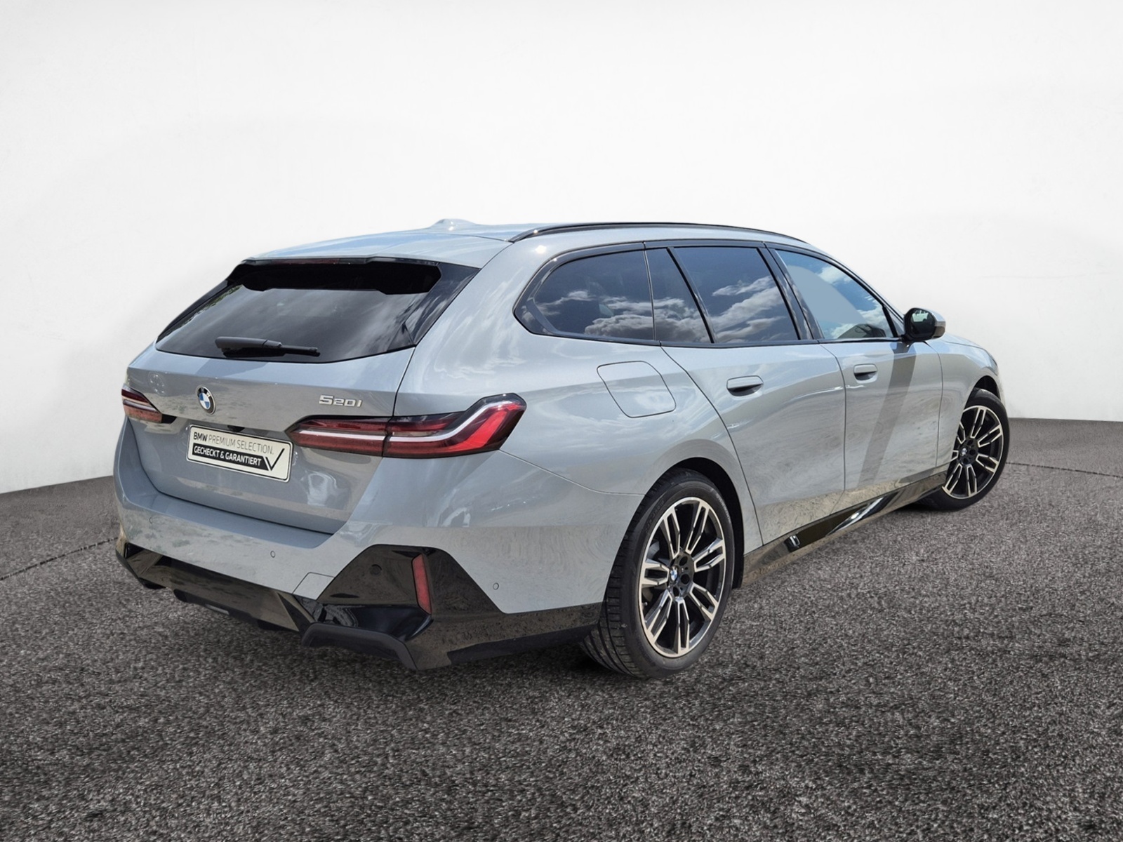 BMW 520i Touring M-Sport – Produktfoto 4